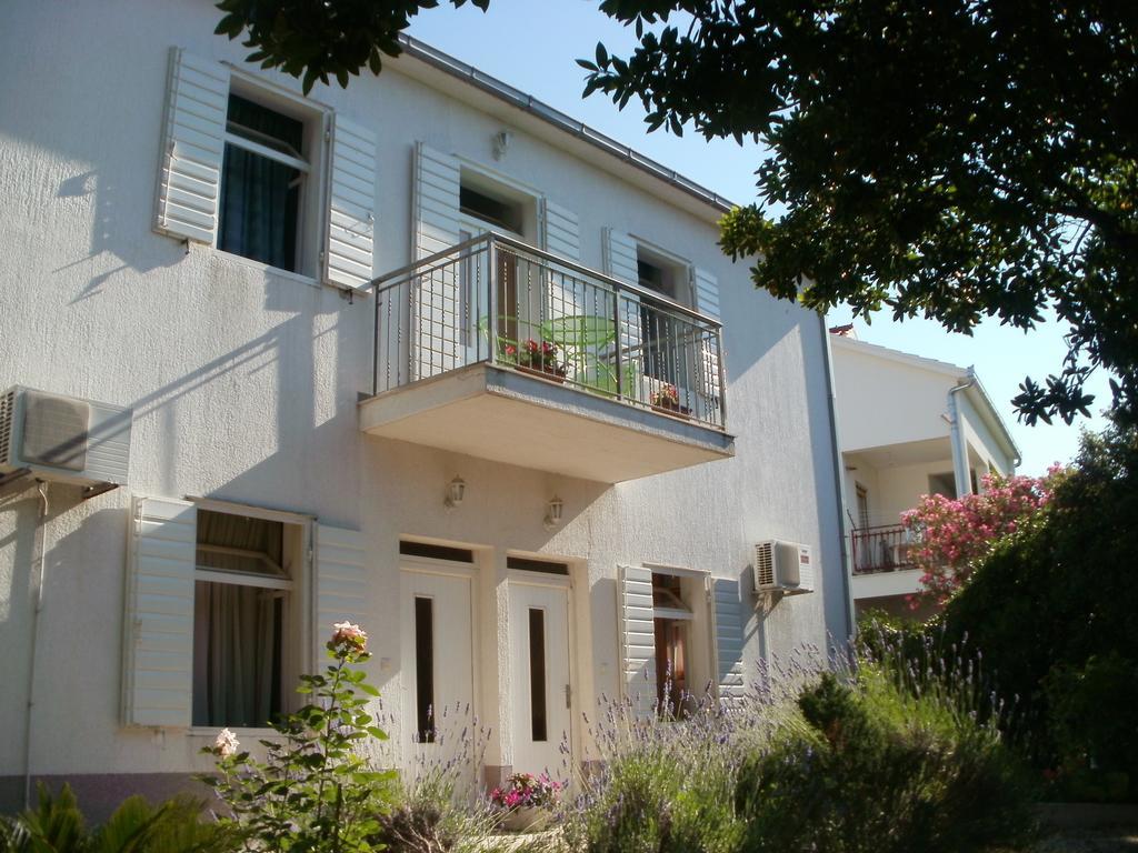 Grgin Apartments Kaštela Екстериор снимка